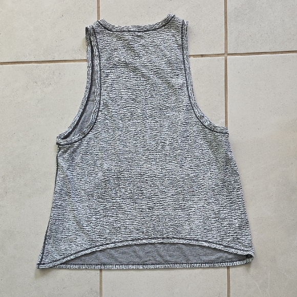 Lululemon Black & White Athletic Tank Top Size 8 Workout Yoga - Picture 5 of 6